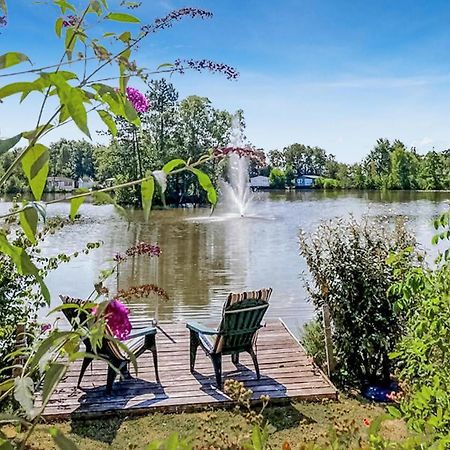 Cozy Home In Oosterwolde With Sauna Екстер'єр фото