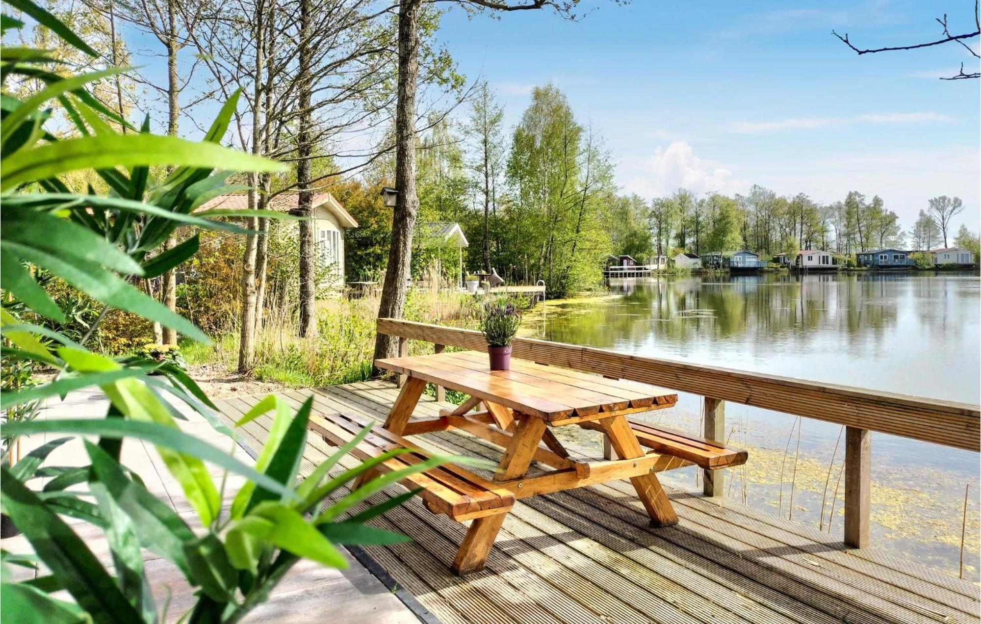 Cozy Home In Oosterwolde With Sauna Екстер'єр фото
